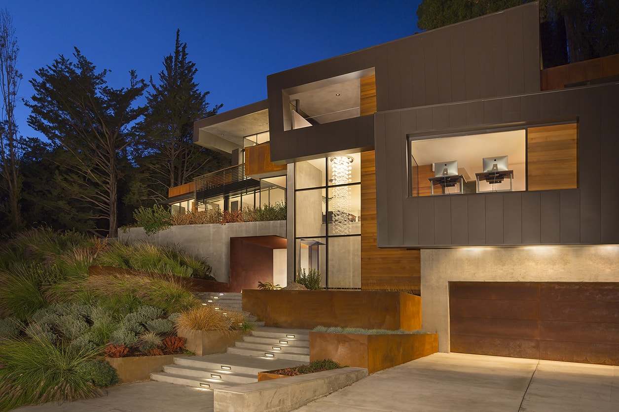 Cascade Falls Location: Mill Valley, California Year: 2015 Area: 4,700 sqf Architect: Quazada Architecture Installer: Hydronica Inc